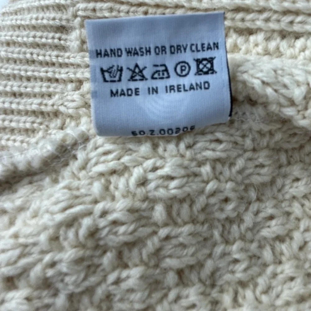 CREAM IVORY COLOR CARRAIG DONN ARAN NEW WOOL TODDLER SMALL SWEATER